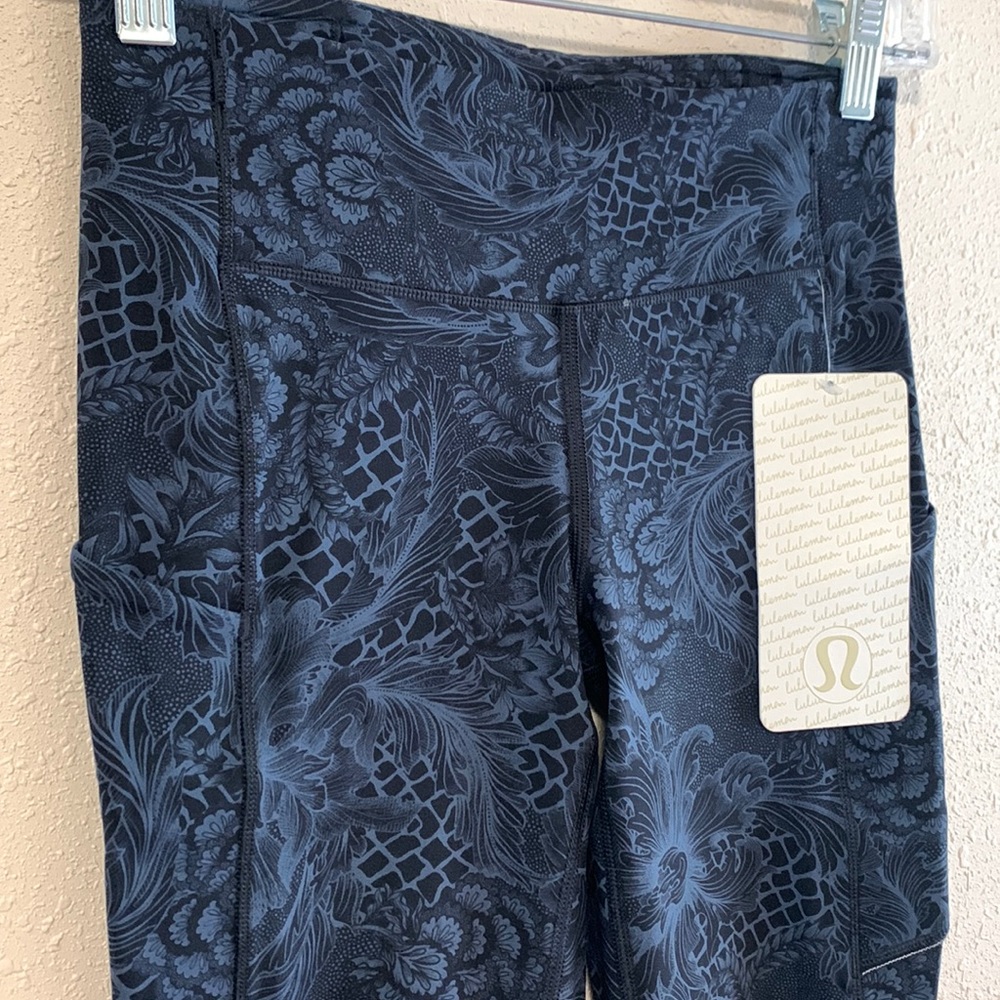 New Lululemon Speed Up Tight (Full-On Luxtreme 28") 4